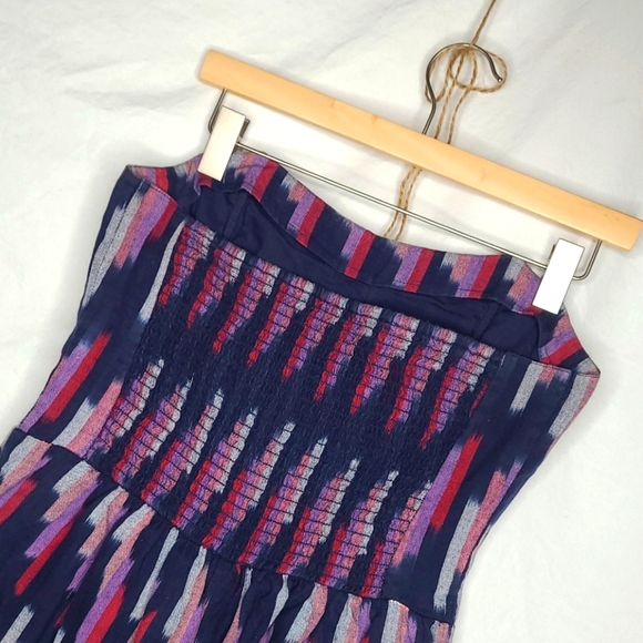 Graphic Print Strapless Romper - Picture 4 of 7